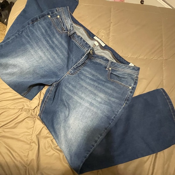 Cato Women’s Stretchy Bootcut Jeans - Picture 3 of 5